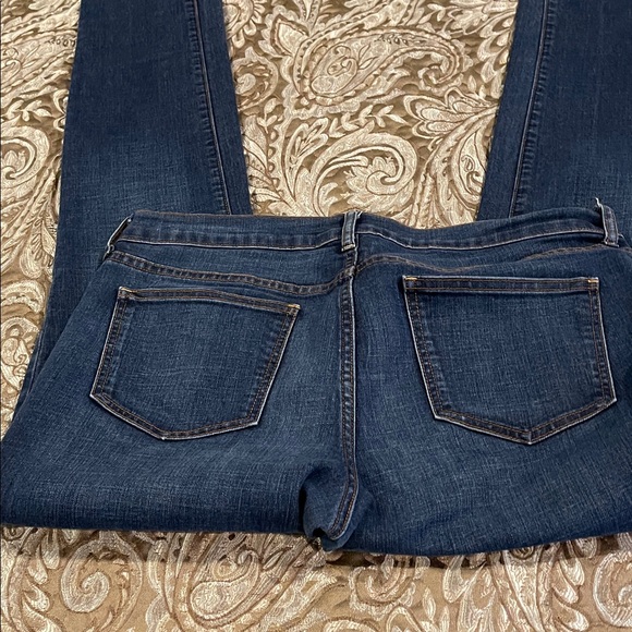 Old Navy Classic Blue Women's Skinny Jeans - Picture 5 of 5